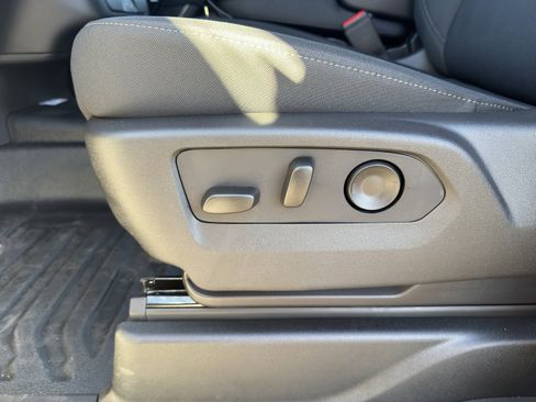 New 2025 Chevrolet Tahoe 4WD image 12