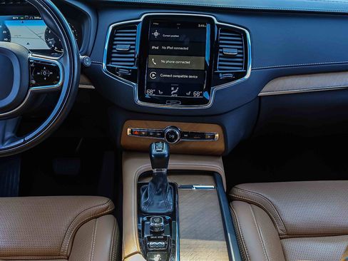 Used 2018 Volvo XC90 T6 Inscription w/ Convenience Package AWD/4WD image 10