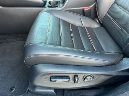 Used 2025 Honda CR-V Sport-L image 15