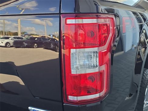 Used 2018 Ford F150 XLT w/ Equipment Group 302A Luxury image 8