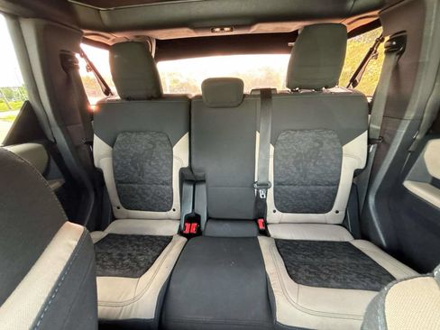 Used 2022 Ford Bronco Wildtrak AWD/4WD image 15