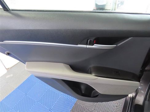 Used 2023 Toyota Camry LE FWD image 22