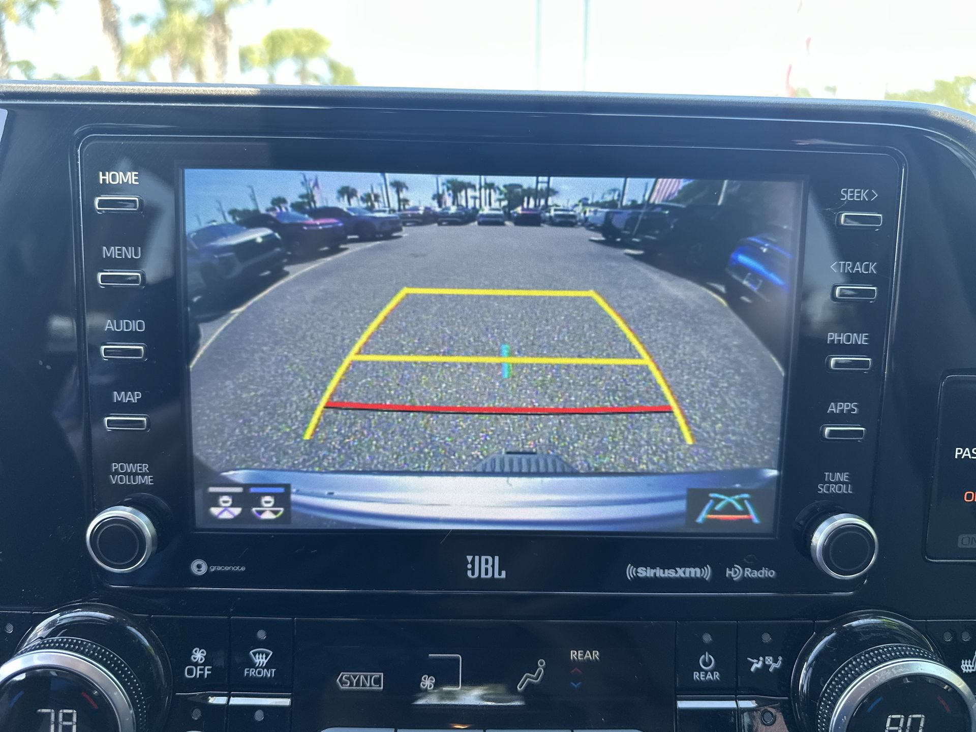 Used 2021 Toyota Highlander Limited AWD/4WD image 18