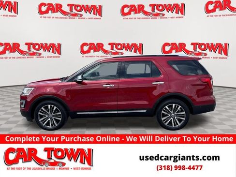 Used 2017 Ford Explorer Platinum AWD/4WD image 1