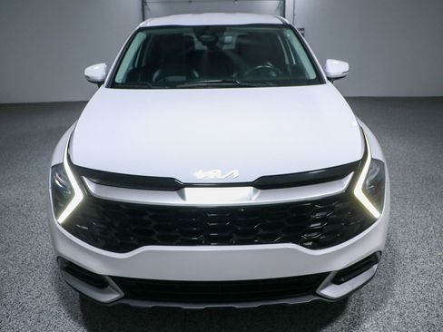 Used 2023 Kia Sportage EX image 4