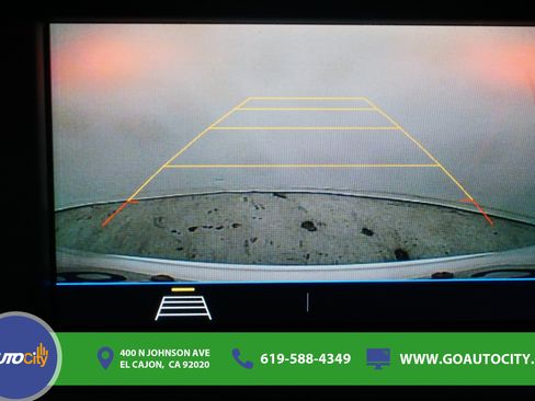 Used 2018 GMC Terrain SLE w/ Driver Convenience Package FWD image 11