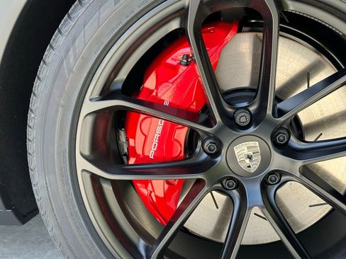 Used 2026 Porsche Cayenne Turbo image 44