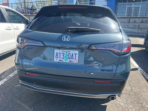 Used 2025 Honda HR-V Sport image 5