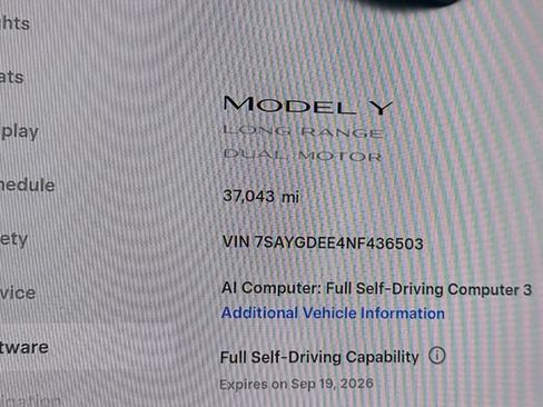 Used 2022 Tesla Model Y Long Range AWD/4WD image 28