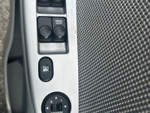 Used 2012 Hyundai Accent GLS FWD image 10