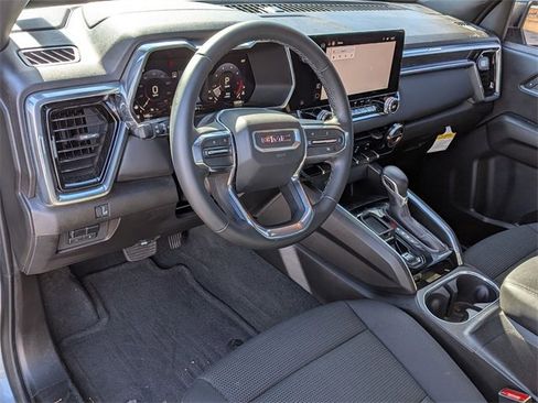 Used 2024 GMC Canyon Elevation w/ Convenience Package image 17