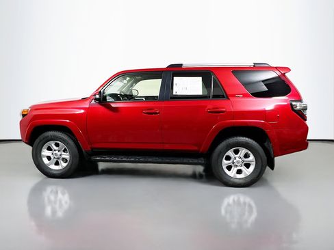 Used 2024 Toyota 4Runner SR5 Premium image 9