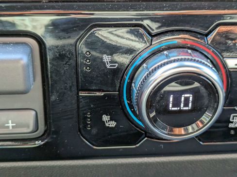 Used 2025 GMC Sierra 2500 SLE w/ SLE Value Package; image 23