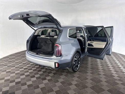 Used 2023 Kia Telluride SX Prestige image 16