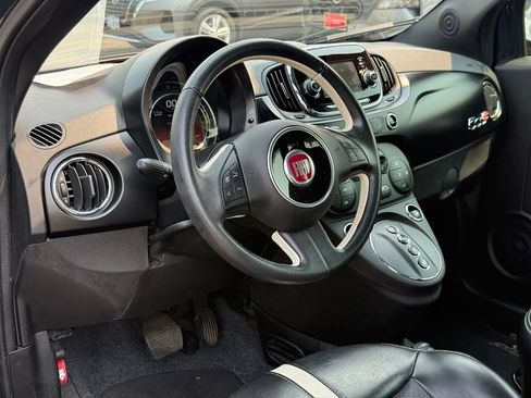 Used 2018 FIAT 500 e FWD image 5
