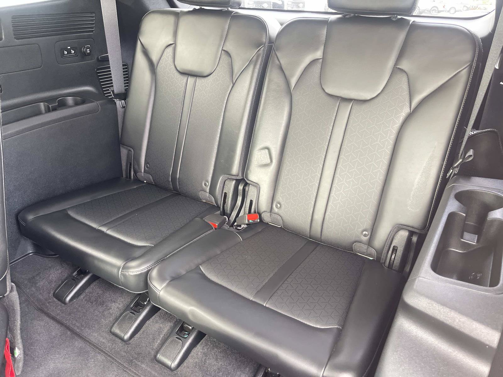 Used 2023 Kia Sorento EX w/ Panoramic Sunroof Package FWD image 14