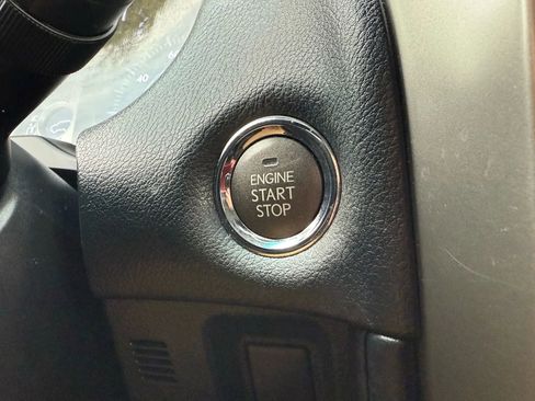 Used 2015 Lexus GX 460 w/ Navigation Package image 28