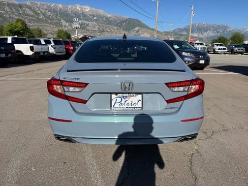 Used 2022 Honda Accord Sport image 4