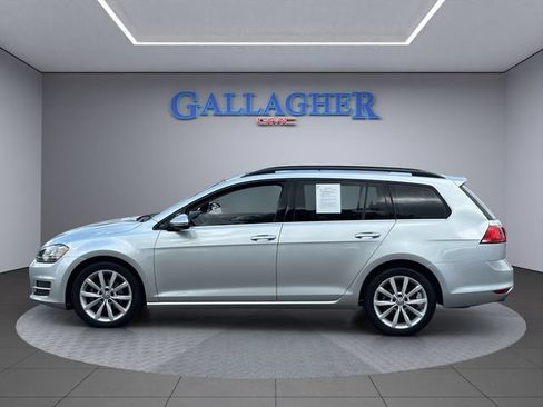 Used 2016 Volkswagen Golf SE w/ Lighting Package FWD image 9