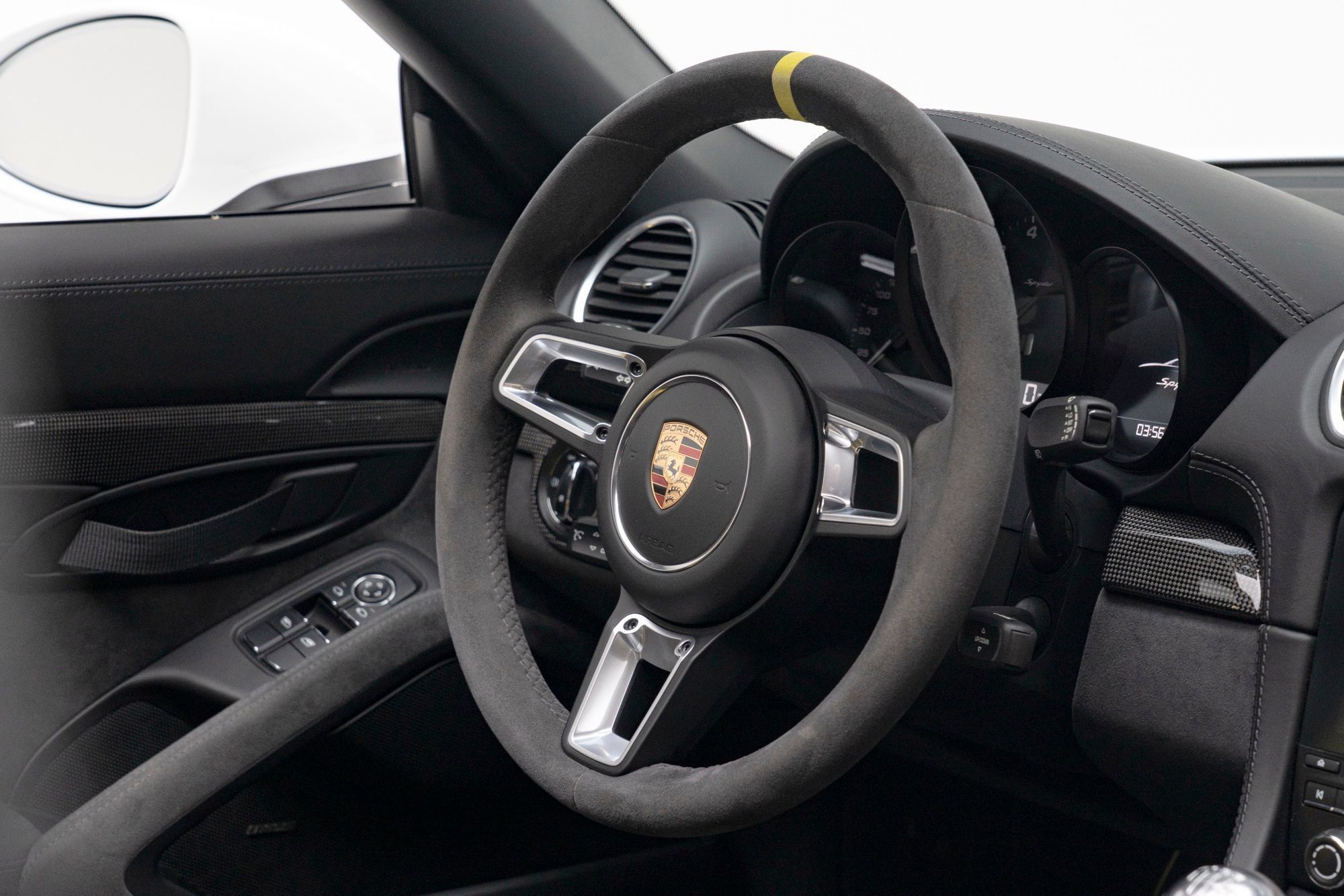 Used 2020 Porsche 718 Boxster Spyder RWD image 40