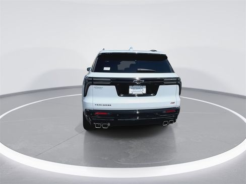 New 2026 Chevrolet Traverse RS image 7