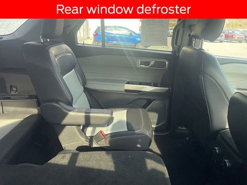 Used 2023 Ford Explorer XLT w/ Equipment Group 202A image 11