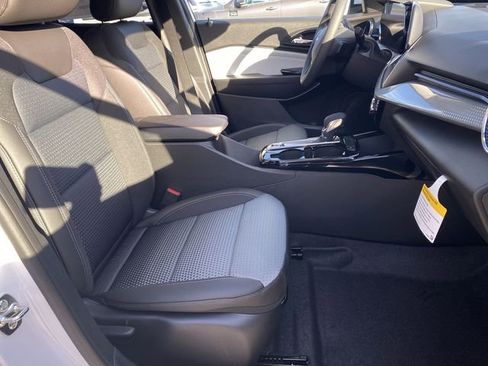 New 2026 Chevrolet Trax LT FWD image 37