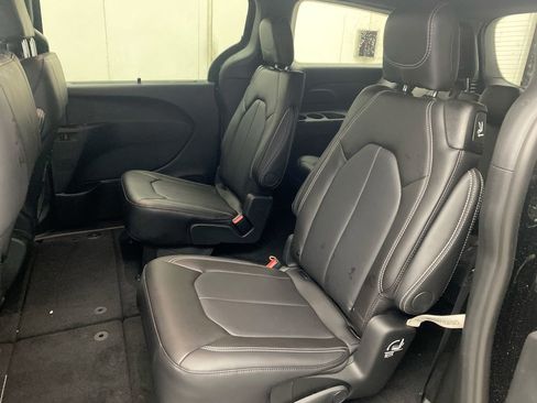 New 2026 Chrysler Voyager LX image 21