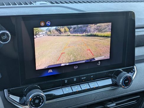 Used 2026 Chevrolet Colorado W/T w/ WT Custom Package RWD image 23