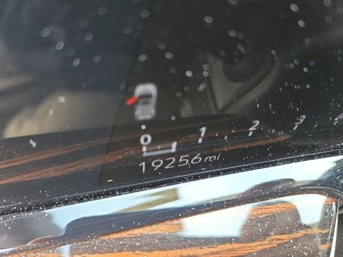 Certified 2023 Cadillac Escalade ESV Premium Luxury image 14