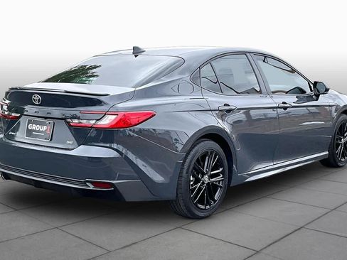 Used 2026 Toyota Camry SE w/ Convenience Package image 12
