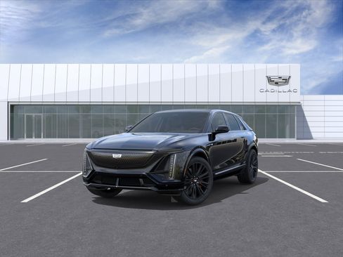 New 2026 Cadillac Lyriq V w/ LPO, Floor Liner Package AWD/4WD image 8