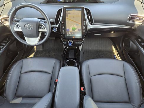 Used 2019 Toyota Prius Prime Advanced image 26