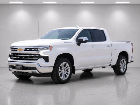 Used 2023 Chevrolet Silverado 1500 LTZ AWD/4WD image 7