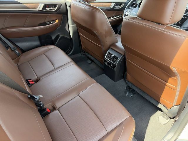 Used 2017 Subaru Outback 3.6R Touring w/ Popular Package #5A AWD/4WD image 15