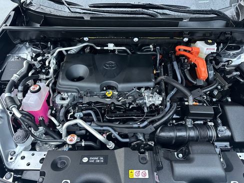 Certified 2025 Toyota RAV4 XSE image 29