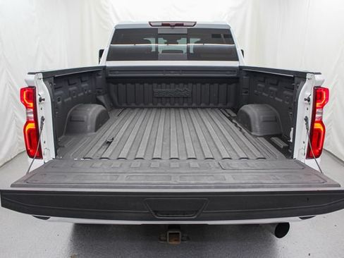 Certified 2024 Chevrolet Silverado 2500 High Country AWD/4WD image 9