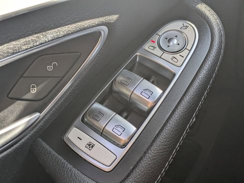 Certified 2019 Mercedes-Benz C 300 Sedan image 9