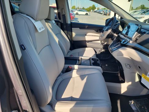 New 2026 Honda Odyssey EX-L image 5