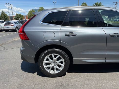 Used 2021 Volvo XC60 T5 Momentum AWD/4WD image 7