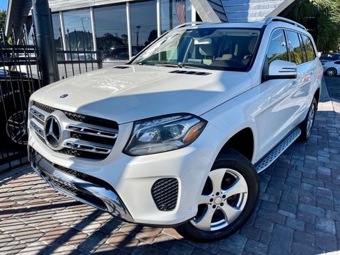 Used 2017 Mercedes-Benz GLS 450 4MATIC image 37