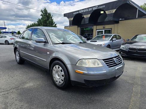 Used 2003 Volkswagen Passat GL image 1