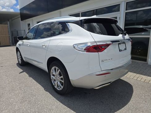 Certified 2023 Buick Enclave Essence w/ Experience Buick Package AWD/4WD image 5