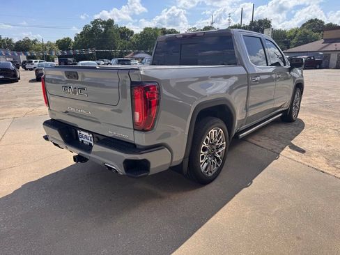 Used 2025 GMC Sierra 1500 Denali Ultimate AWD/4WD image 7