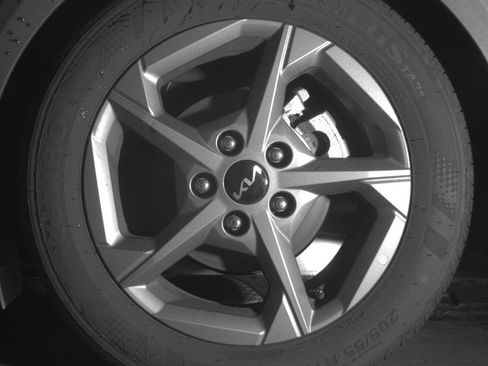 Used 2025 Kia K4 FWD image 13