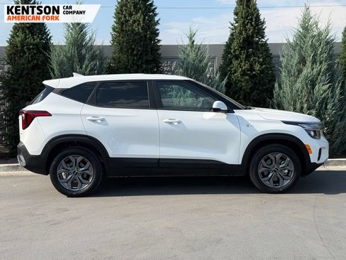 Used 2026 Kia Seltos LX AWD/4WD image 9