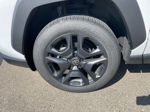 Used 2024 Toyota RAV4 Adventure image 3