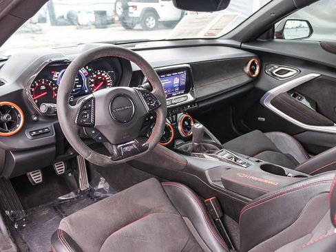 Used 2022 Chevrolet Camaro ZL1 RWD image 14