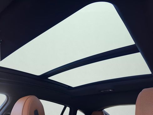 Used 2023 BMW X6 xDrive40i w/ Premium Package image 17