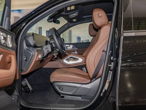 Used 2026 Mercedes-Benz GLS 450 4MATIC image 20